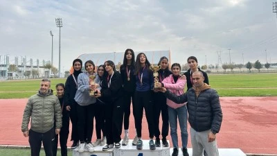 GEN&Ccedil;LER KROS YARIŞMASI NEFES KESTİ