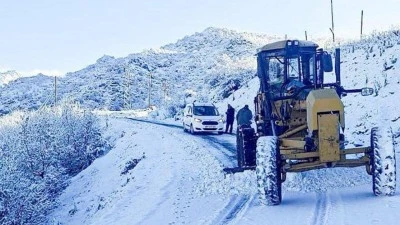 KARLA M&Uuml;CADELEDE BİNLERCE KİLOMETRELİK YOL A&Ccedil;ILDI