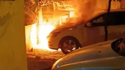 KÖRÜK KAVŞAĞI’NDA OTOMOBİL ALEV ALDI