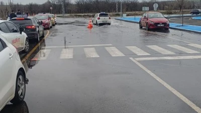 S&Uuml;R&Uuml;C&Uuml; AKADEMİSİ SULAR ALTINDA KALDI