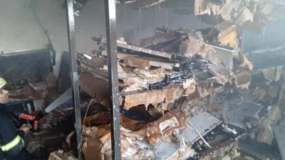 SANAYİ SİTESİ’NDE ÇIKAN YANGIN SÖNDÜRÜLDÜ