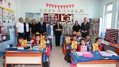 AKADEMİSYEN-ÖĞRENCİ BULUŞMALARI BAYRAKLI KÖYÜ’NDE BAŞLADI