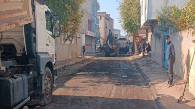 YOL VE KALDIRIM ÇALIŞMALARI DEVAM EDİYOR