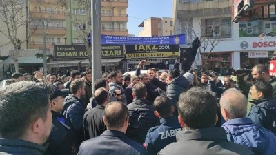 BATMAN VALİLİĞİ'NDEN AFİŞ GERGİNLİĞİ İLE İLGİLİ A&Ccedil;IKLAMA