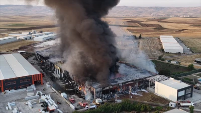 ŞAHİN: ESNAF YALNIZ BIRAKILMAMALI