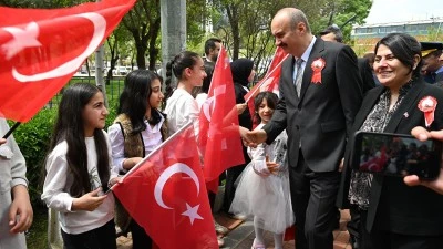 23 NİSAN BATMAN&rsquo;DA COŞKUYLA KUTLANDI