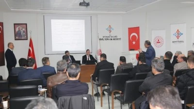 MUHTARLAR STM&rsquo;DE TEK &Ccedil;ATI ALTINDA