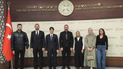 BAKAN YARDIMCISI KAYA ÖĞRENCİLERİ AĞIRLADI