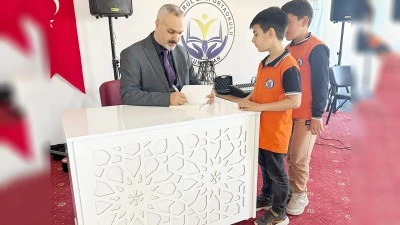 "MUCİZELER DİYARI" &Ccedil;OCUKLARLA BULUŞTU