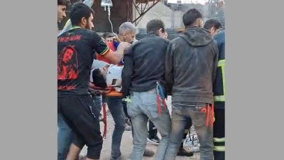 BETON KALIBIN ALTINDA KALAN KİŞİ HAYATINI KAYBETTİ 