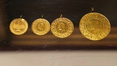 ALTINDA Y&Uuml;KSELİŞ HIZ KESMİYOR