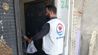 YETİMLER VAKFI 160 AİLEYE KURBAN ETİ DAĞITTI 