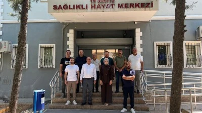 MUHTARLAR SAĞLIK EL&Ccedil;İSİ OLUYOR