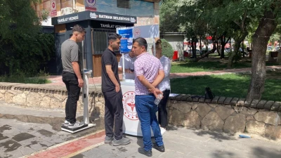 ATATÜRK PARKI'NDA &quot;İDEAL KİLO&quot; BİLGİLENDİRMESİ