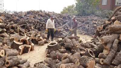 ESNAFIN GÖZÜ YAĞIŞLARDA