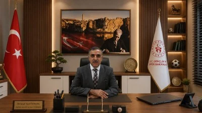&Ouml;ZPERK, SPORUN EMEK&Ccedil;İLERİNİ UNUTMADI