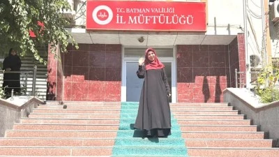 İLK KADIN M&Uuml;FT&Uuml; YARDIMCISI &Ouml;ZDEMİR DİYARBAKIR'A ATANDI