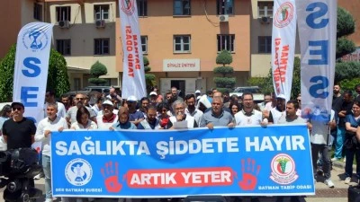 SAĞLIK EMEKÇİLERİNDEN ŞİDDETE KARŞI ORTAK TEPKİ