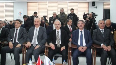 BAKAN URALOĞLU&rsquo;NDAN BATMAN&rsquo;A ULAŞIM M&Uuml;JDESİ