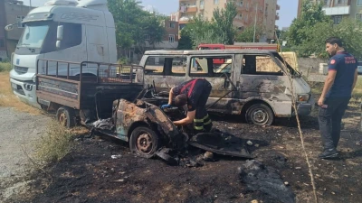 ARAÇLAR ALEV ALEV YANDI 