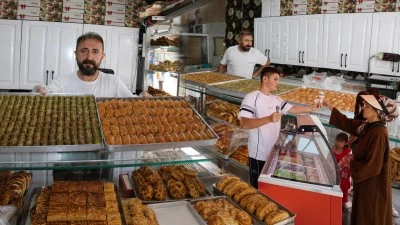 SICAK HAVALAR PASTANELERİ BOŞ BIRAKTI