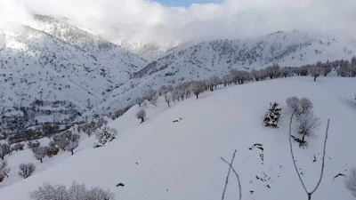 BAHAR KAR ALTINDA KALDI