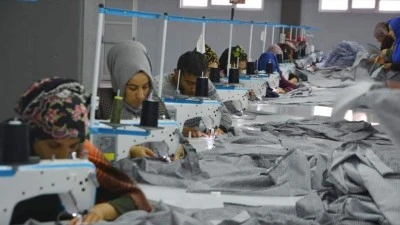 ASGARİ &Uuml;CRETTE G&Ouml;ZLER &Uuml;&Ccedil;&Uuml;NC&Uuml; TOPLANTIDA