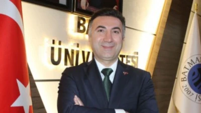 REKT&Ouml;R DEMİR: GAZETECİLER AYDINLIK YARINLARIN TEMEL TAŞI