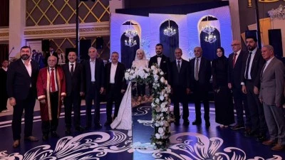 İŞ DÜNYASINI BULUŞTURAN DÜĞÜN