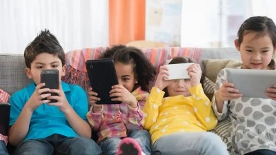 SOSYAL MEDYADA YENİ YAŞ SINIRI