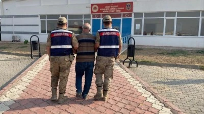 DOLANDIRICILIK SUÇUNDAN ARANAN ŞÜPHELİ YAKALANDI