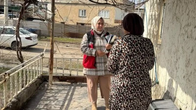 İHTİYA&Ccedil; SAHİBİ AİLELERE KAPI KAPI DESTEK