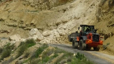 DEV KAYALAR YOLU KAPATTI