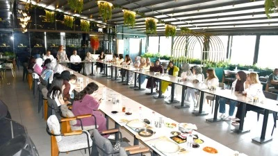 KADINLAR TEŞKİLATIN KALBİDİR