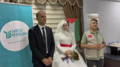 BATMANLI ÇİFTTEN GAZZE’YE DÜĞÜN SOFRASI