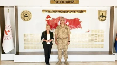 BATMAN GAZETESİNDEN İL JANDARMA KOMUTANI DOĞAN’A ZİYARET