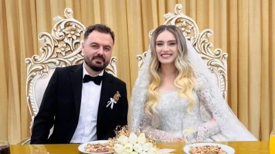 BATMANLI SANATÇI ADIBELLİ DÜNYA EVİNE GİRDİ