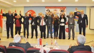 KAMU-DER BAŞKANI SU&Ccedil;İN GENEL KURULDA YER ALDI