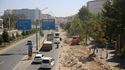ESENTEPE KAVŞAĞI PROJESİNDE ÇALIŞMALAR BAŞLADI