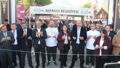 LEZZET ŞÖLENİ BATMAN’DA KAPILARINI AÇTI