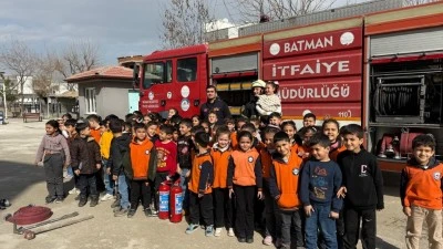 MİNİKLER YANGIN TATBİKATINDAYDI