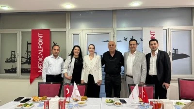 HEMŞİRELERİN EMEKLERİ MEDİCAL POİNT'TE VURGULANDI