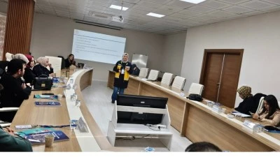 SAĞLIK PERSONELİNE KRİZ Y&Ouml;NETİMİ EĞİTİMİ