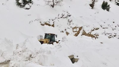 SASON&rsquo;DA KARLA M&Uuml;CADELE ARALIKSIZ S&Uuml;R&Uuml;YOR