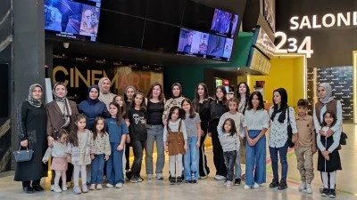 KIZ ÇOCUKLARI İÇİN SİNEMA ETKİNLİĞİ DÜZENLENDİ