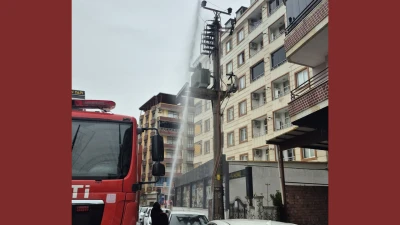 BELDE MAHALLESİ&rsquo;NDE TRAFO YANGINI KORKUTTU