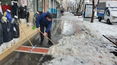 VATANDAŞLARDAN ESNAFA &Ccedil;AĞRI