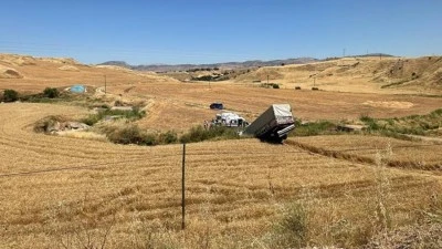 TIR SULAMA KANALINA U&Ccedil;TU