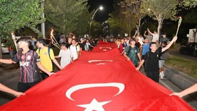 FESTİVAL COŞKUSU KORTEJ YÜRÜYÜŞÜYLE BAŞLADI