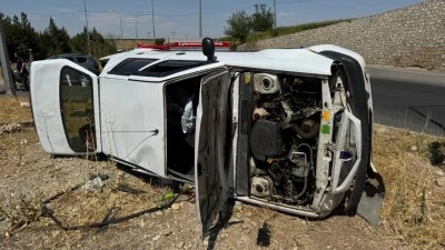 BIÇAKÇI KÖYÜ YOLUNDA TRAFİK KAZASI:5 YARALI 